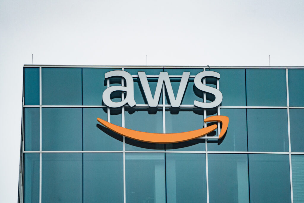 Amazon AWS and DXC Technology